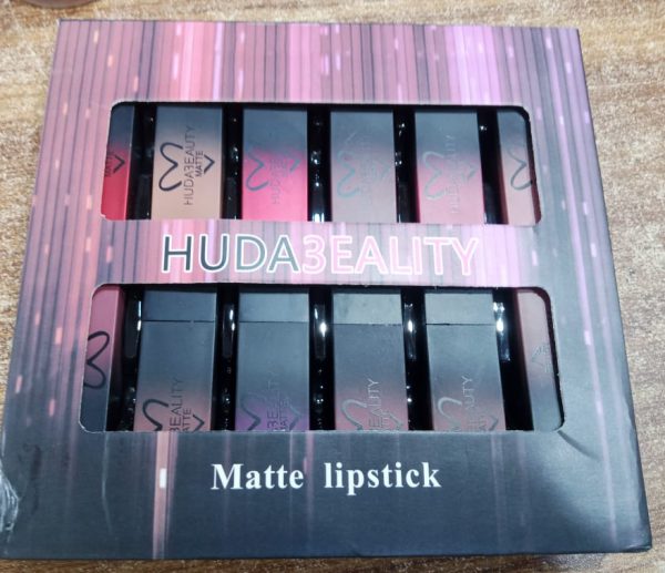 Huda Bullet Matte Lipsticks - Pack Off 12